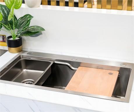 Stainless Steel Kitchen Sink